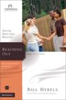 Reaching Out: Sharing God's Love Naturally: Bill Hybels & Sherry Harney & Kevin Harney